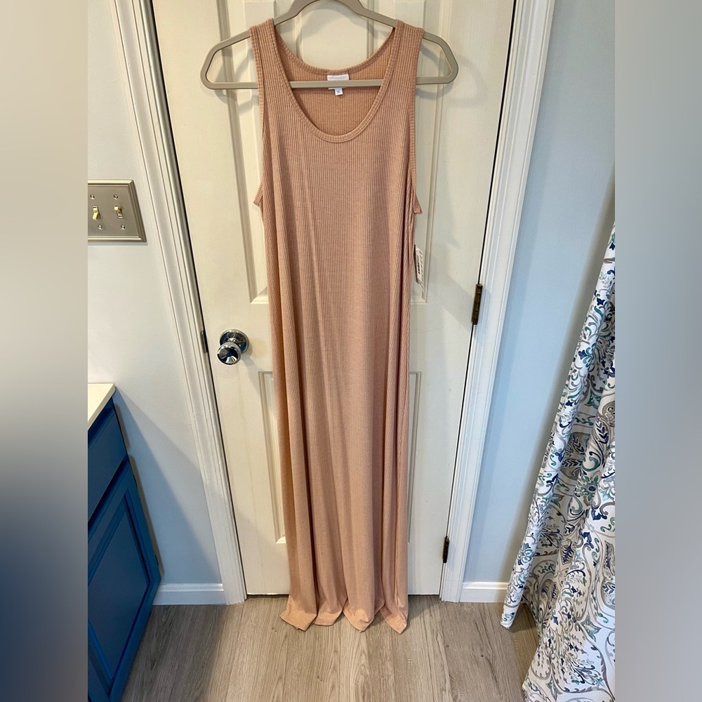 Beautiful light pink Dani tank maxi dress NWT